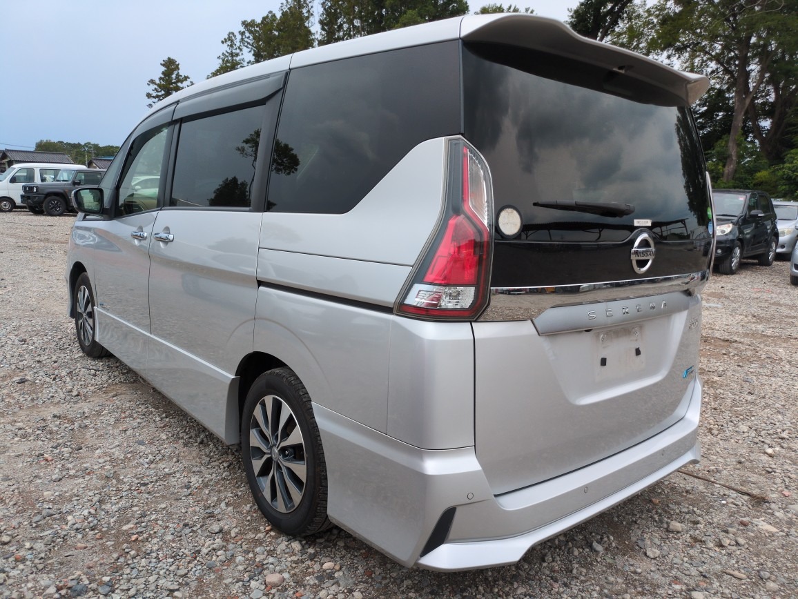 NISSAN SERENA 2017 | HIGHWAY STAR